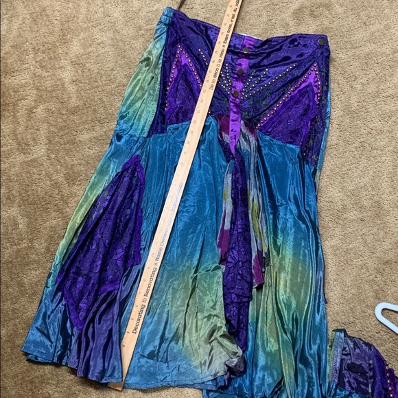 French Look satin jacket and skirt set - Picture 15 of 15